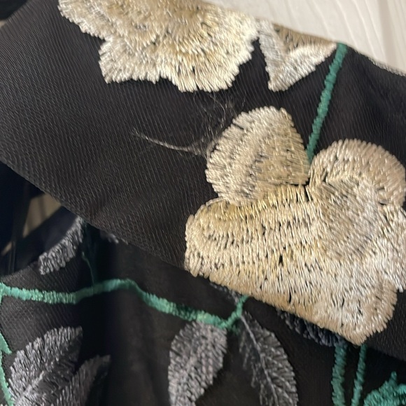 Chi Chi London Curve Bardot Embroidered Bodycon Fishtail Dress in Black Size 18 - Picture 11 of 14